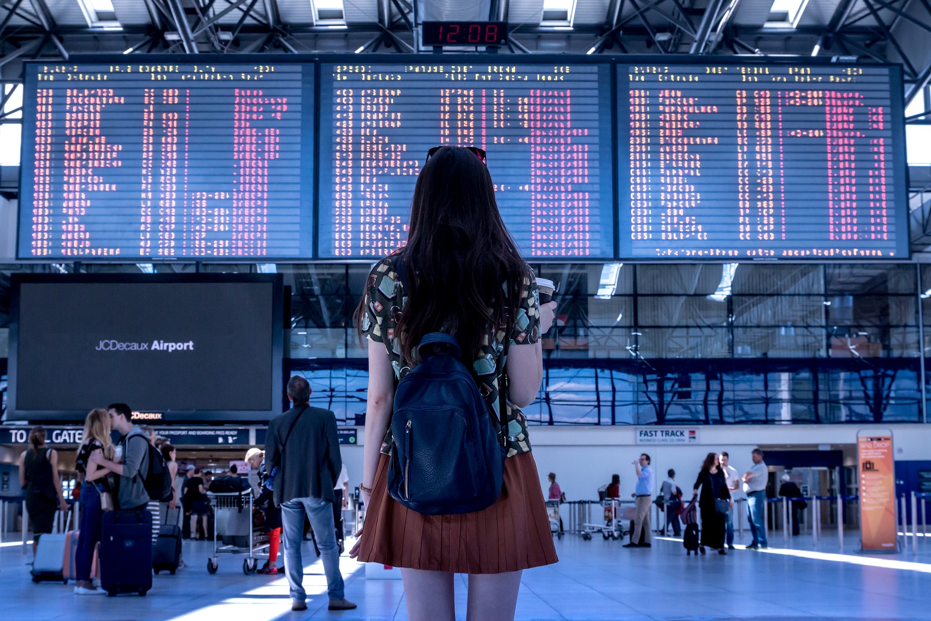 Is it worth holding Sydney Airport Holdings?