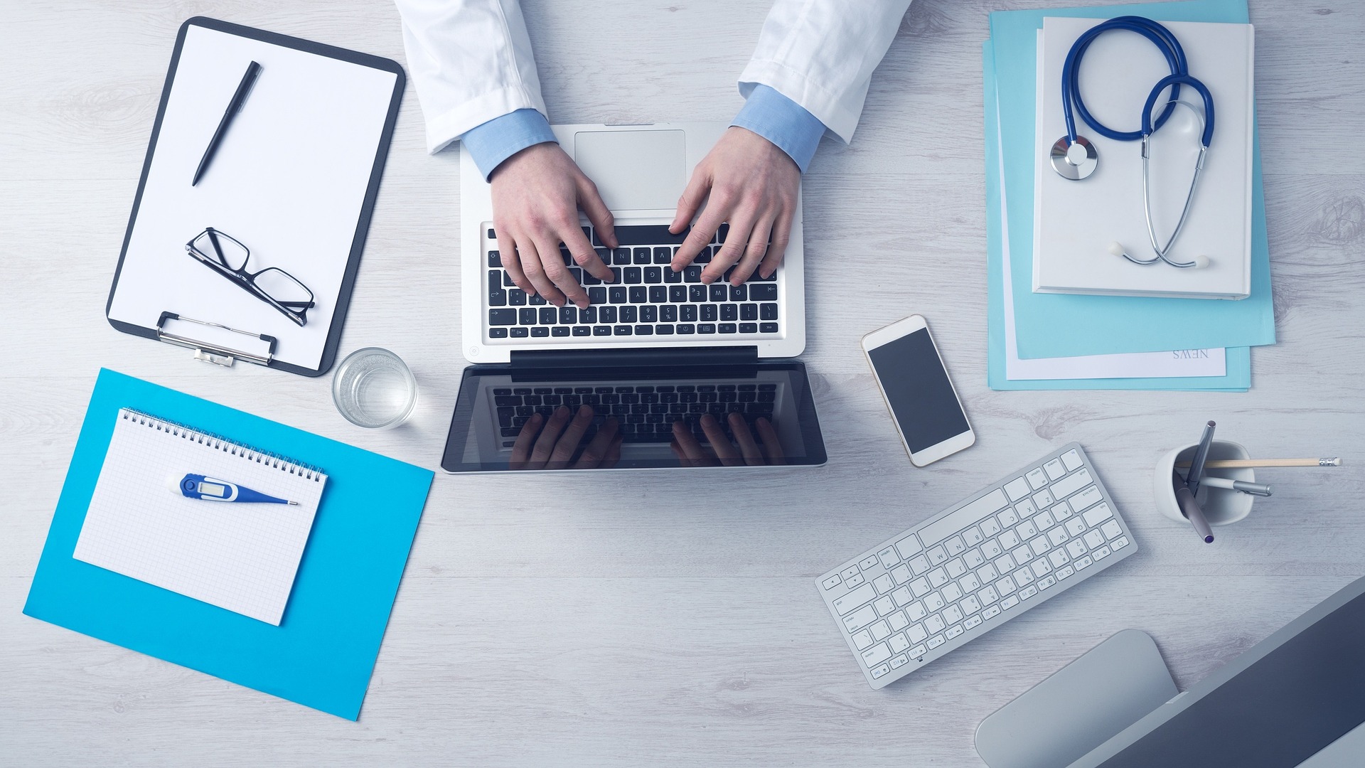 What made Clinuvel Pharmaceuticals shares jump 10% yesterday?