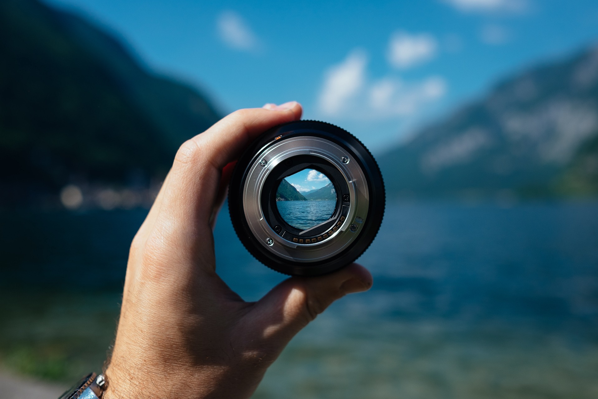 Is it worth holding Bellevue Gold for higher returns?